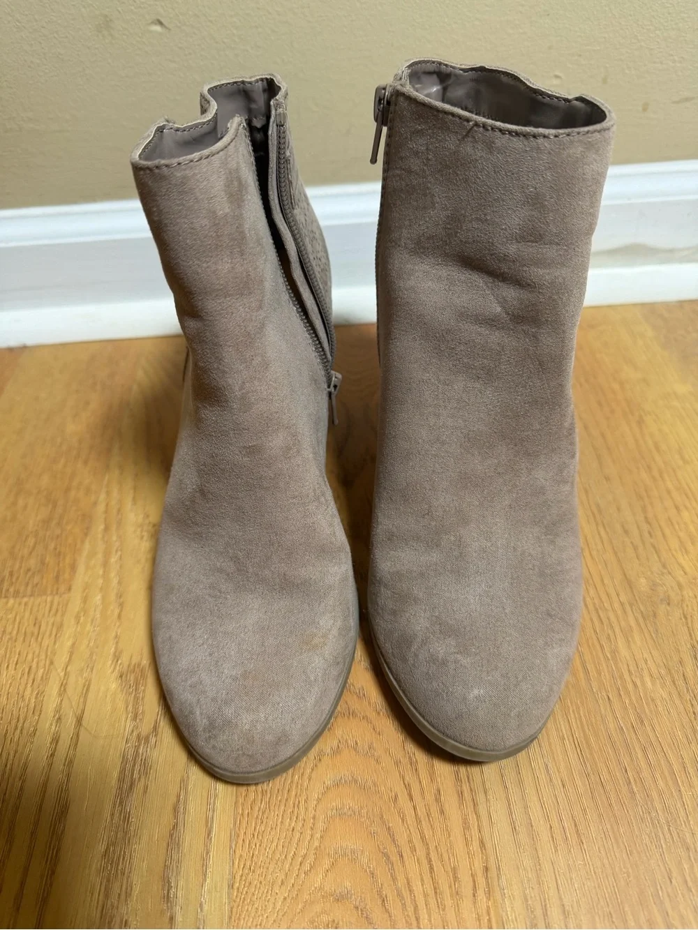 LC Lauren Conrad Taupe Suede Perforated Ankle Booties 8 Boot
